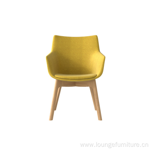 Common Office Lounge Chair Wooden Legs Lounge Chair